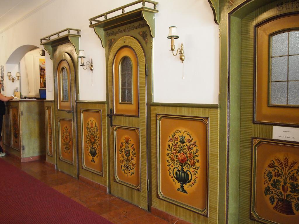Hotel Schwarzes Roessl Salzburg Luaran gambar