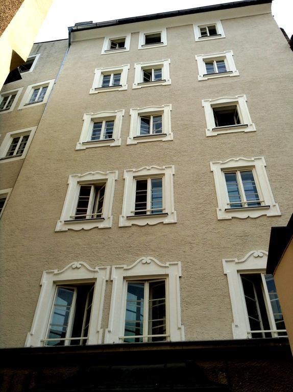 Hotel Schwarzes Roessl Salzburg Luaran gambar